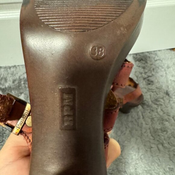 Hand Crafted Genuine Leather Heels - Picture 3 of 6